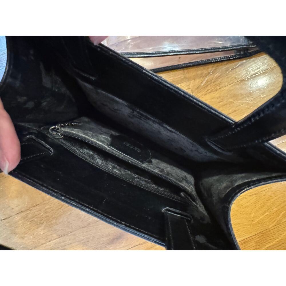 Gucci Purse - Picture 6 of 8